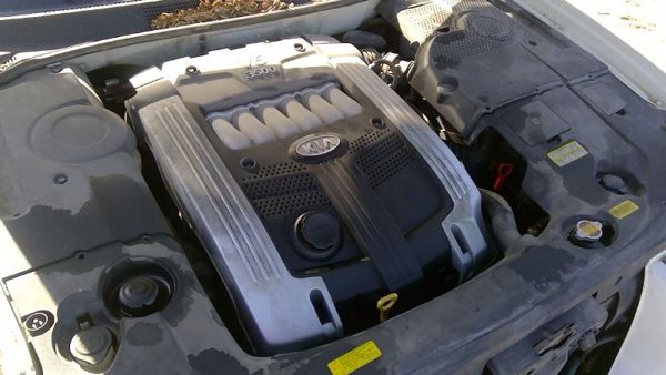 2005 Kia Amanti — vehicle photo 2
