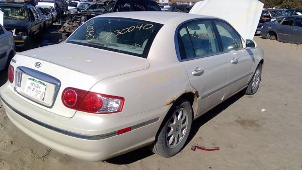 2005 Kia Amanti — vehicle photo 7