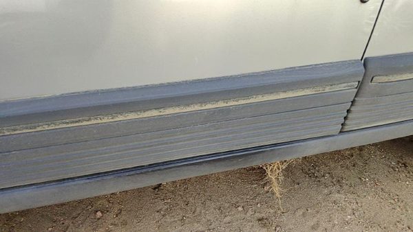 93-98 Jeep Grand Cherokee Driver Left Front Moulding From Door Oem Trim Strip — photo 4