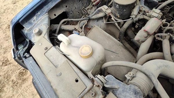 93-95 Nissan Pathfinder Coolant Reservoir Radiator Overflow Tank Bottle Oem — photo 4