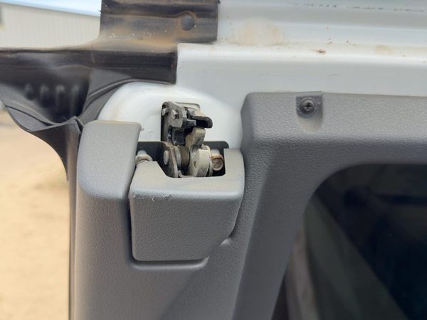 2005-2008 Dodge Dakota Passenger Right Rear Door Latch With Rods/Cables Oem Back — photo 4