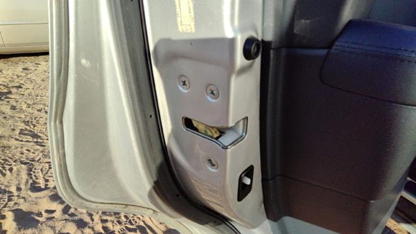 2009-2015 Honda Pilot Driver Left Rear Door Latch With Rods/Cables Oem Back — photo 3