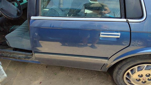 1994 Oldsmobile Cutlass Ciera Rear Door LH Blue — photo 5