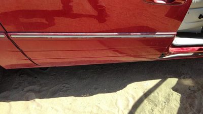 06 Town Country Passenger Right Rear Moulding From Door Back Trim Strip Red Prh