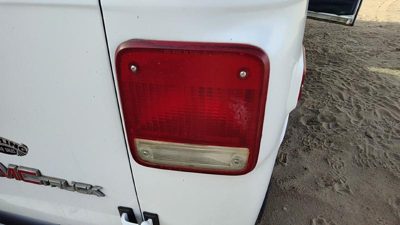 1985-1996 Gmc Van 3500 Passenger Right Tail Light Brake Lamp Oem Rear 05977496