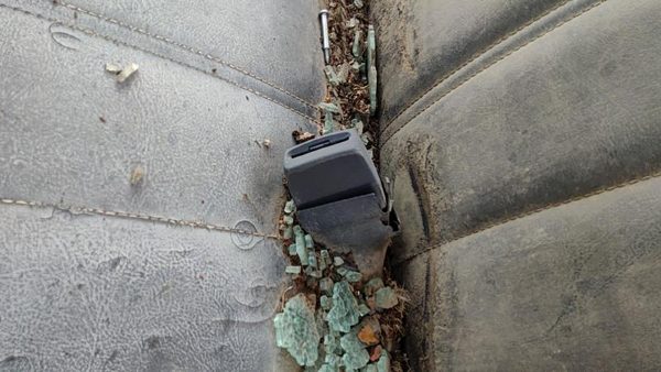 81-93 Dodge Ram W250 Driver Left Front Seat Belt Buckle Receiver Oem Gray — photo 3