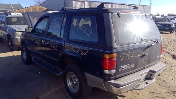 1995 Ford Explorer — vehicle photo 7