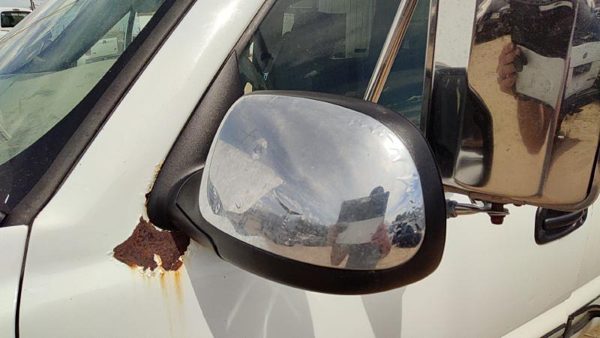 1999-2002 Chevy Silverado 2500 Hd Driver Left Side Mirror Door Mounted Oem — photo 3