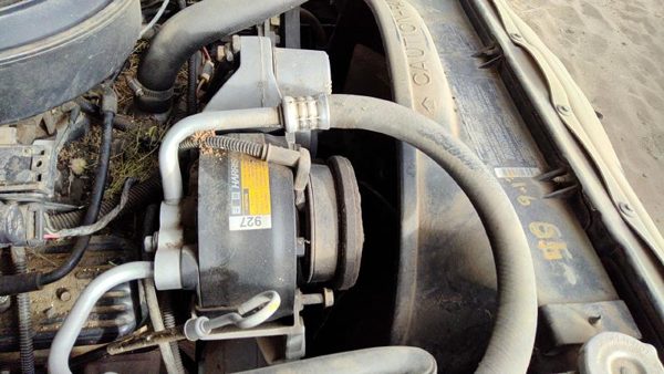1988-1990 Chevy S10 Pickup Complete Cooling Fan Blade Assembly With Clutch 4.3L — photo 1