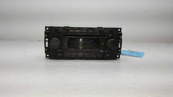 2004-2007 Dodge Durango Audio Equipment Radio Receiver — photo 1