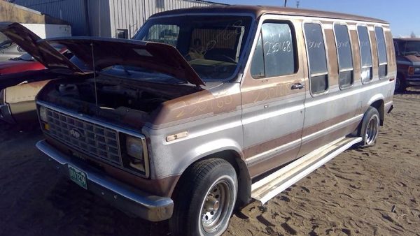1983 Ford Van — vehicle photo 1