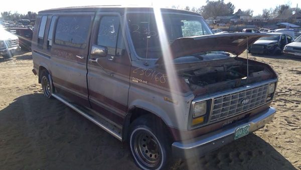 1983 Ford Van — vehicle photo 7