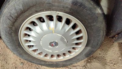 1991-1996 Buick Park Ave 15" Aluminum Wheel Oem Factory Rim #4 12338899