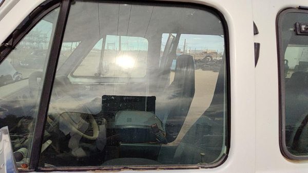 1979-1996 Gmc Van 3500 Driver Left Front Side Window Door Glass Oem 14008116 — photo 3