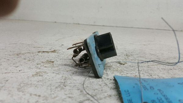 2000 Ford Taurus Blower Motor Resistor Oem — photo 6
