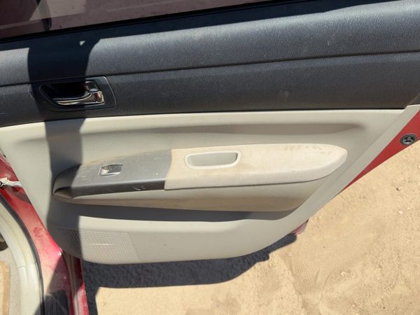 06-09 Prius Passenger Right Rear Door Trim Panel With Switches Cloth Bisque Fe41 — photo 5