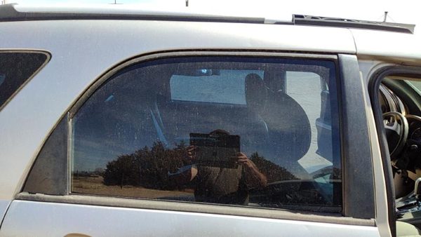 2005-2009 Chevy Equinox Passenger Right Rear Side Window Door Glass Oem Back — photo 1