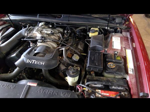 1997 Lincoln Mark VIII — vehicle photo 4