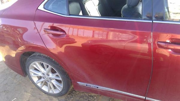 2010 Lexus HS250h Rear Door RH Red 3R1 — photo 3