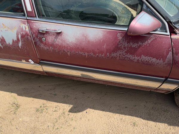 1986 Buick Electra Front Door RH Red — photo 3