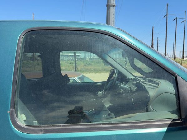 97-03 Ford F150 Passenger Right Front Side Window Door Glass OEM 1L3Z1521410AA — photo 3