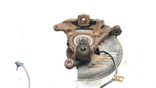 97-05 Blazer Passenger Right Front Spindle Steering Knuckle With Wheel Hub 4X4 — photo 6