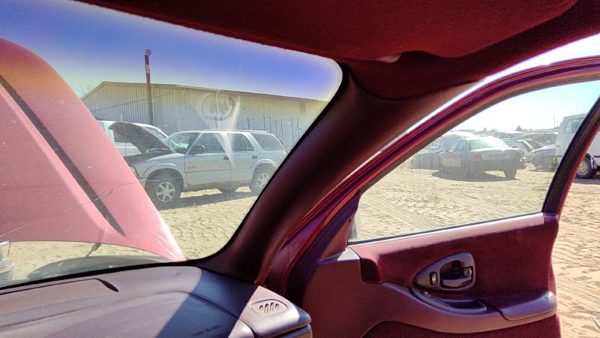 95-99 Chevy Lumina Passenger Right A Pillar Trim Windshield Post Panel Oem Red — photo 2