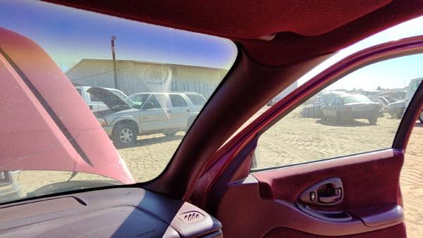 95-99 Chevy Lumina Passenger Right A Pillar Trim Windshield Post Panel Oem Red — photo 3