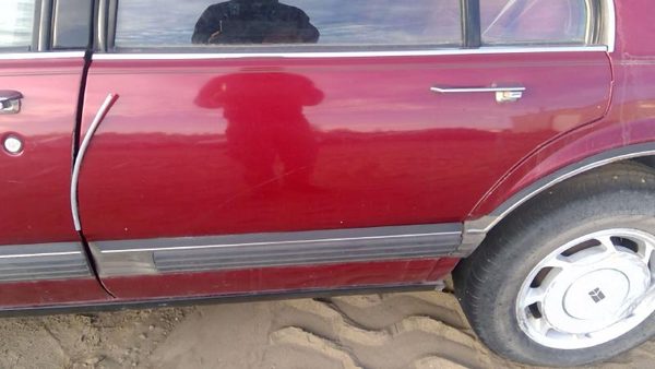 1990 Olds Eighty-eight 88 Rear Door LH Red — photo 2