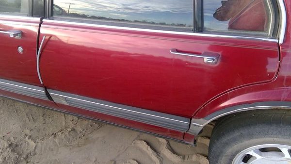 1990 Olds Eighty-eight 88 Rear Door LH Red — photo 4