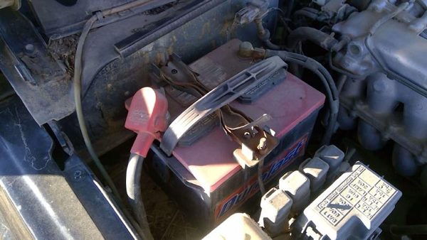 1996 Geo Tracker Complete Battery Box Mount Tray With Hold Down Oem 1.6l — photo 6