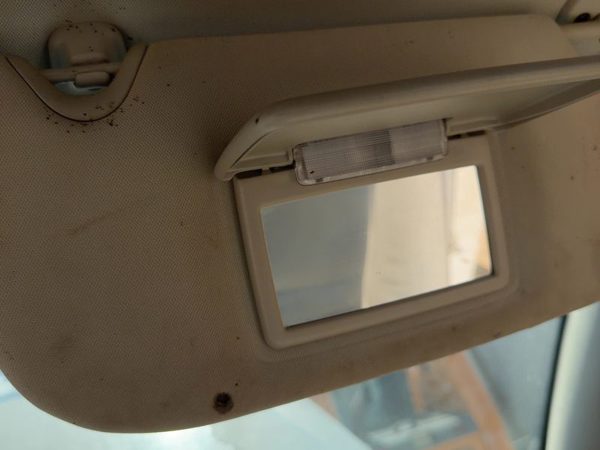 06-07 Monte Carlo Passenger Right Sun Visor Oem Illumination Top Lamp Gray 832 — photo 6