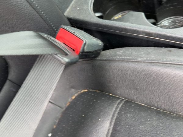 2011-2017 Vw Jetta Passenger Right Front Seat Belt Buckle Receiver Oem Black — photo 2