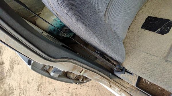 1988-1993 Volvo 740 Passenger Right Front Seat Belt Retractor Oem Shoulder Gray — photo 7