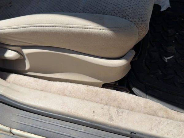2006 Subaru Legacy Outback Seat Trim Panel RH Passenger Right Side OEM Taupe TAU — photo 3