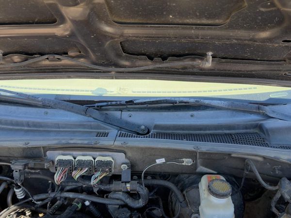 2005-2007 Ford Escape Windshield Wiper Cowl Vent Trim Panel Oem Cover — photo 3