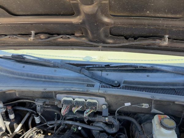 2005-2007 Ford Escape Windshield Wiper Cowl Vent Trim Panel Oem Cover — photo 6