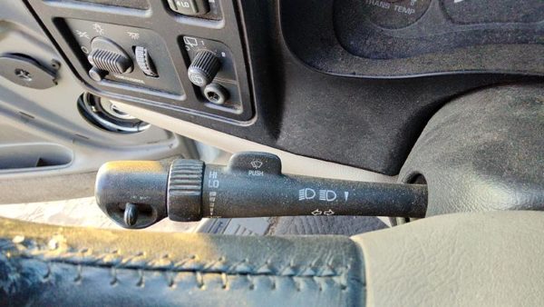 00-02 Suburban Turn Signal Switch Windshield Wiper Column Control Lever Assembly — photo 1