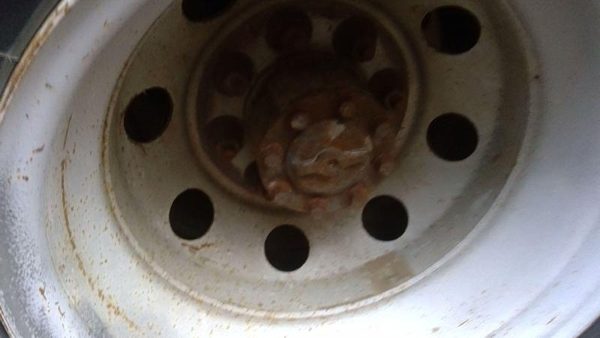 2002 Ford Van E450 Rear Hub Assembly Complete Wheel Hub Unit Dana 70 — photo 2