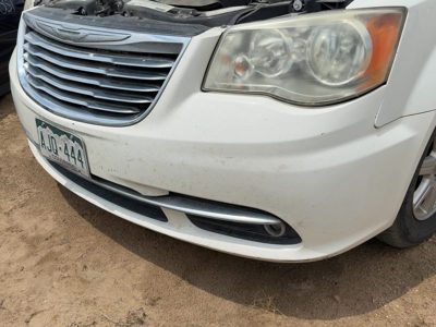 2011-2016 Chrysler Town & Country Front Bumper Cover Assembly Oem White Pw1