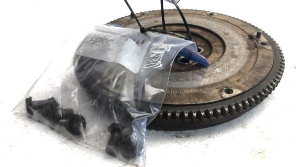 1996-2000 Honda Civic Flywheel Manual Transmission With Bolts Hardware 1.6L 5Spd — photo 7