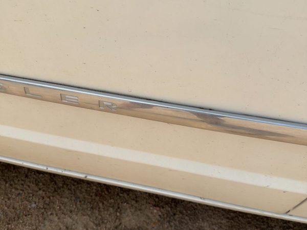 10-16 Town & Country Driver Left Front Moulding From Door Oem Trim Strip — photo 2