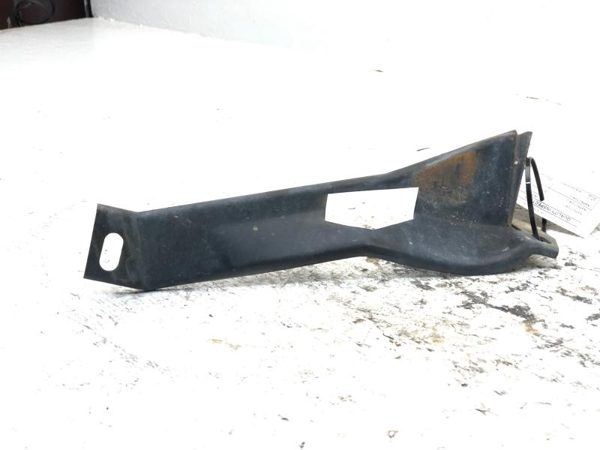 84-87 C4 Corvette Front Inner Fender Wheelhouse Support Bracket Passenger Side — photo 5