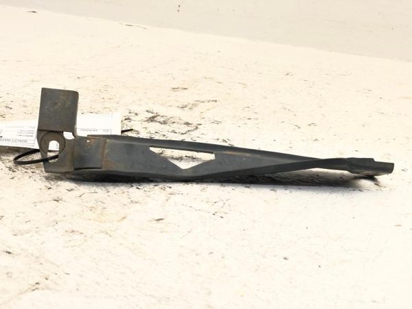 84-87 C4 Corvette Front Inner Fender Wheelhouse Support Bracket Passenger Side — photo 10