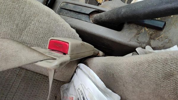 2002-2005 Legacy Outback Passenger Right Front Seat Belt Buckle Receiver Oem Tan — photo 5