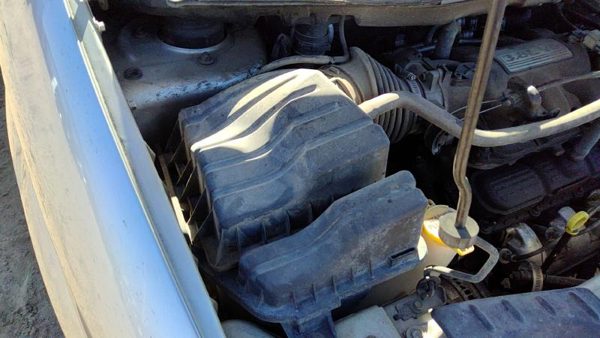 2001-07 Town & Country Complete Air Intake Filter Box Housing With Tube Oem 3.8L — photo 4