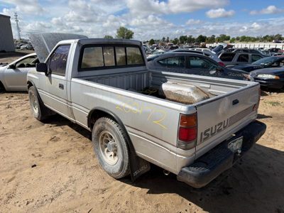1991 Isuzu Pickup Vehicle Unit Complt.