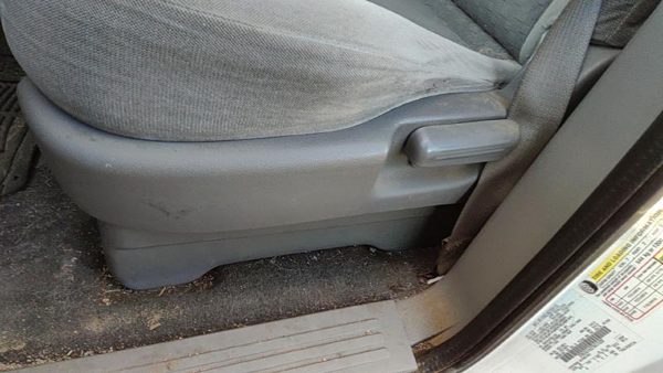 2004-2007 Ford Freestar Driver Left Side Seat Trim Panel Oem Gray — photo 1