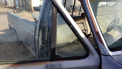 80-91 F250 Pickup Passenger Right Front Vent Window Small Door Glass With Frame