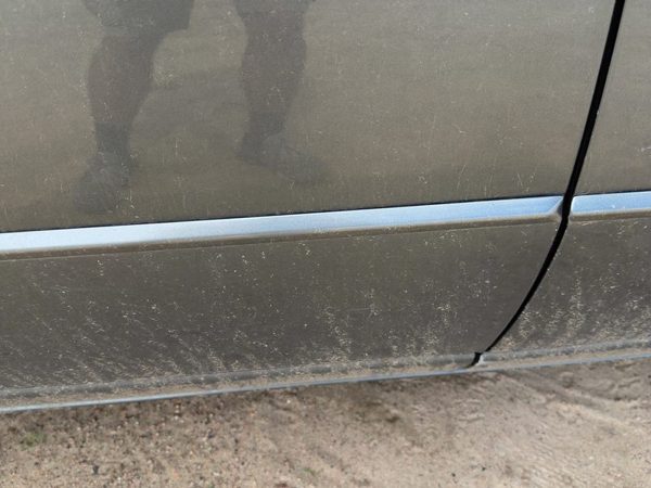 98-04 Seville Passenger Right Rear Moulding From Door Oem Back Thunder Gray 88U — photo 2